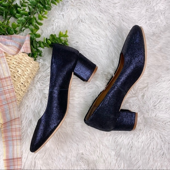 Enjoiya eleganza navy metallic shimmery closed toe pumps heels size 38/7.5 - Picture 1 of 8